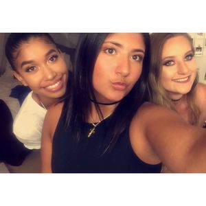 Meet your Posher, Michaela